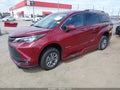 2025 Toyota Sienna — photo 2 of 19 | VIN 5TDJRKEC0SS242733