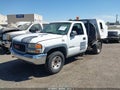 2002 GMC Sierra — photo 2 of 16 | VIN 1GDGC24U22Z289732