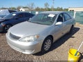 2005 Toyota Camry — photo 2 of 16 | VIN 4T1BE32K75U564556