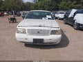 2000 Ford Crown Victoria — photo 12 of 16 | VIN 2FAFP71W8YX162561