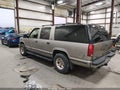 1999 Chevrolet Suburban 1500 — photo 3 of 18 | VIN 3GNFK16R9XG148869