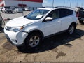 2015 Toyota RAV4 — photo 2 of 21 | VIN JTMWFREV7FJ038622
