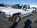 2002 Chevrolet Silverado 1500 — photo 2 of 15 | VIN 2GCEC19V921389133