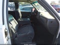 2002 Chevrolet Silverado 1500 — photo 5 of 15 | VIN 2GCEC19V921389133