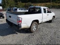 2016 Toyota Tacoma — photo 4 of 17 | VIN 5TFRX5GN3GX073513