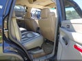 2006 Chevrolet Tahoe — photo 8 of 16 | VIN 1GNEK13T76R120126