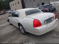 2005 Lincoln Town Car — photo 3 of 12 | VIN 1LNHM82W45Y667603