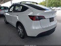 2021 Tesla Model Y — photo 3 of 15 | VIN 5YJYGDEE8MF069424