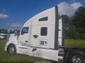 2019 Kenworth T680 — photo 18 of 21 | VIN 1XKYD49X9KJ376311