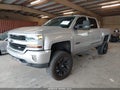 2017 Chevrolet Silverado 1500 — photo 2 of 21 | VIN 3GCUKREC0HG276415