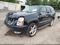 2014 Cadillac Escalade — photo 2 of 17 | VIN 1GYS4BEF8ER144141