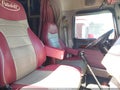 2014 Peterbilt 389 — photo 13 of 22 | VIN 1XPXDP9X0ED243883