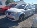 2012 Dodge Grand Caravan — photo 2 of 11 | VIN 2C4RDGCG1CR304798