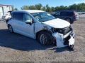 2023 Chrysler Pacifica — photo 1 of 16 | VIN 2C4RC1BG6PR500677