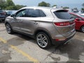 2019 Lincoln MKC — photo 3 of 18 | VIN 5LMCJ3D92KUL08697