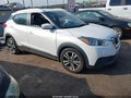 2020 Nissan Kicks — photo 1 of 17 | VIN 3N1CP5CV2LL580066