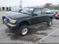 1999 Toyota Tacoma — photo 2 of 11 | VIN 4TASM92N6XZ461957