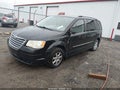 2010 Chrysler Town & Country — photo 2 of 16 | VIN 2A4RR5D14AR131947