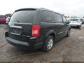 2010 Chrysler Town & Country — photo 4 of 16 | VIN 2A4RR5D14AR131947