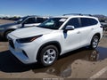 2023 Toyota Highlander — photo 2 of 16 | VIN 5TDKDRAH9PS500235