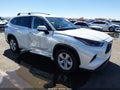 2023 Toyota Highlander — photo 6 of 16 | VIN 5TDKDRAH9PS500235