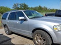 2010 Lincoln Navigator — photo 13 of 16 | VIN 5LMJJ2H50AEJ10735