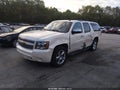 2013 Chevrolet Suburban 1500 — photo 2 of 20 | VIN 1GNSKKE71DR290116