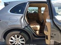 2013 Porsche Cayenne — photo 8 of 16 | VIN WP1AA2A29DLA03771