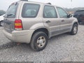 2001 Ford Escape — photo 4 of 11 | VIN 1FMYU01191KE58104
