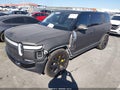 2024 Rivian R1S — photo 2 of 19 | VIN 7PDSGABA6RN043072