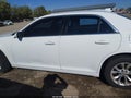 2015 Chrysler 300 — photo 15 of 17 | VIN 2C3CCAAG9FH807146