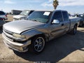 2001 Chevrolet Silverado 1500 — photo 2 of 16 | VIN 2GCEC19T811209993