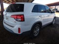 2015 Kia Sorento — photo 4 of 10 | VIN 5XYKT3A60FG625053