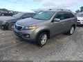 2011 Kia Sorento — photo 2 of 14 | VIN 5XYKU3A18BG178810