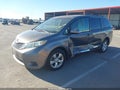 2013 Toyota Sienna — photo 2 of 15 | VIN 5TDKK3DC9DS381620