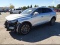 2019 Lincoln Nautilus — photo 2 of 16 | VIN 2LMPJ8L91KBL63168
