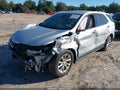 2019 Chevrolet Equinox — photo 2 of 16 | VIN 2GNAXUEV2K6257142