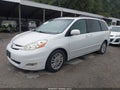 2008 Toyota Sienna — photo 2 of 11 | VIN 5TDZK22C98S196971