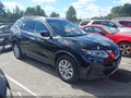 2018 Nissan Rogue — photo 13 of 17 | VIN 5N1AT2MV2JC813073