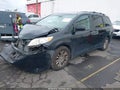 2017 Toyota Sienna — photo 2 of 17 | VIN 5TDYZ3DC1HS787564