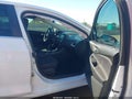 2017 Chevrolet Cruze — photo 5 of 16 | VIN 1G1BE5SM1H7156034