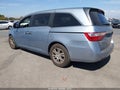 2011 Honda Odyssey — photo 3 of 17 | VIN 5FNRL5H62BB029721