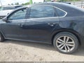 2018 Volkswagen Passat — photo 15 of 17 | VIN 1VWBA7A38JC010831