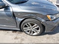 2017 Volkswagen Passat — photo 6 of 16 | VIN 1VWDT7A3XHC037882