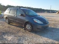 2010 Toyota Sienna — photo 1 of 16 | VIN 5TDKK4CC0AS342367