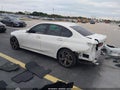 2022 BMW 3 Series — photo 3 of 17 | VIN 3MW5R1J00N8C43625