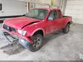 2001 Toyota Tacoma — photo 2 of 16 | VIN 5TEWM72NX1Z757103