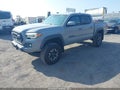2018 Toyota Tacoma — photo 2 of 16 | VIN 3TMCZ5AN1JM155987