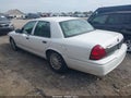 2010 Mercury Grand Marquis — photo 3 of 11 | VIN 2MEBM7FV5AX626749