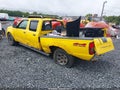 2004 Nissan Frontier — photo 3 of 17 | VIN 1N6ED29Y44C443428